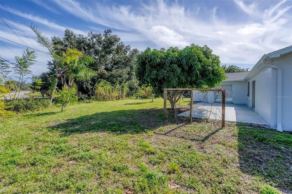 4289 Yucatan Cir Property Photo 32