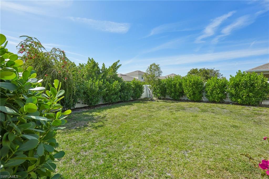 3306 Acapulco Cir Property Photo 28