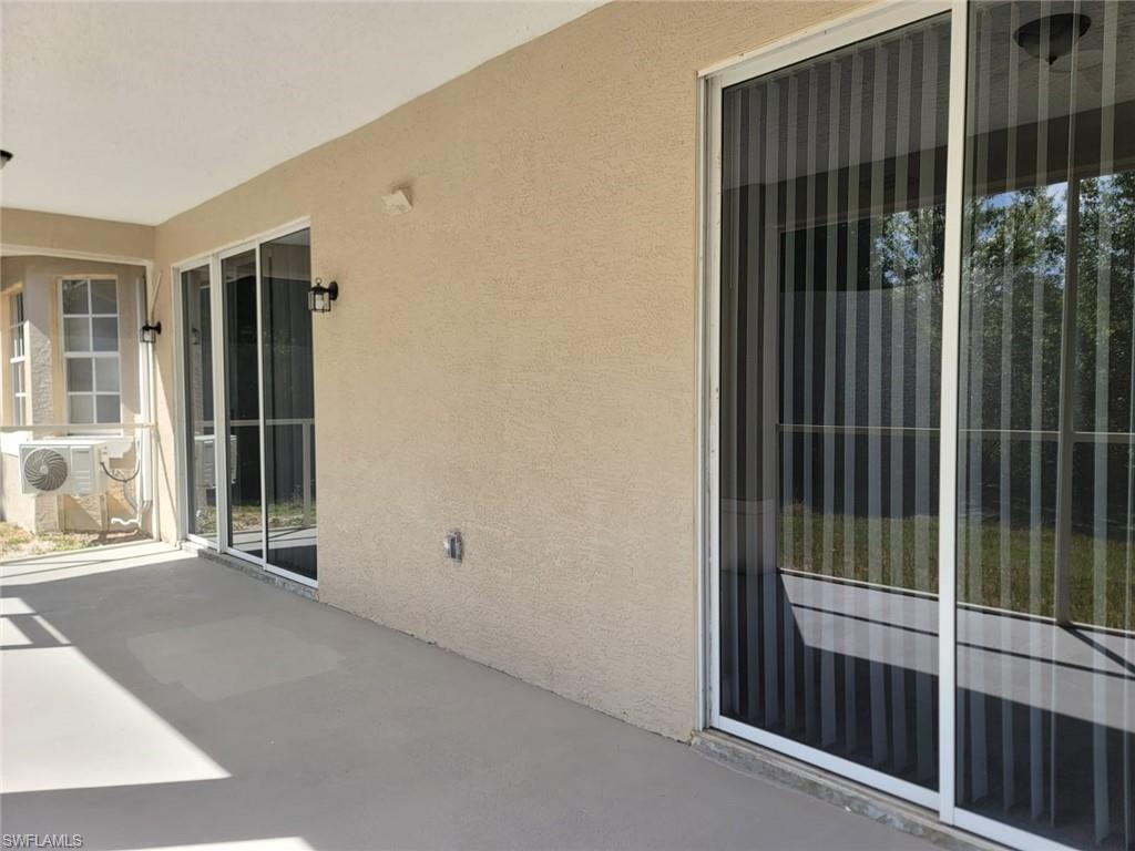 3217 50th St W Property Photo 17