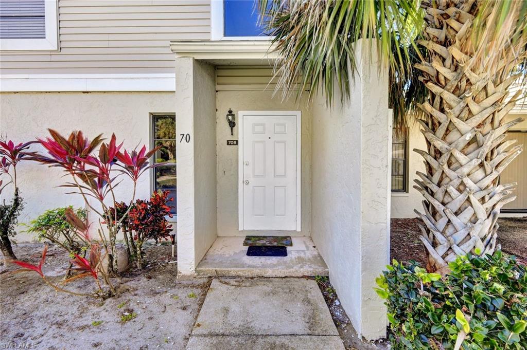 1423 Sw Courtyards Ter 70 Property Photo 3