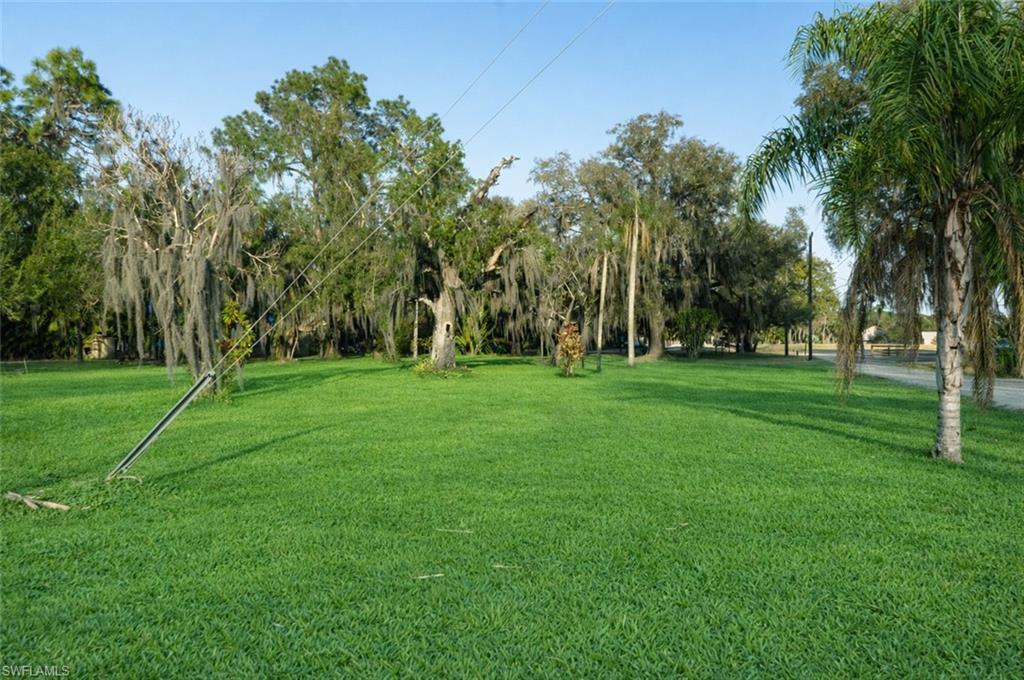 2014 Fort Denaud Rd Property Photo 4