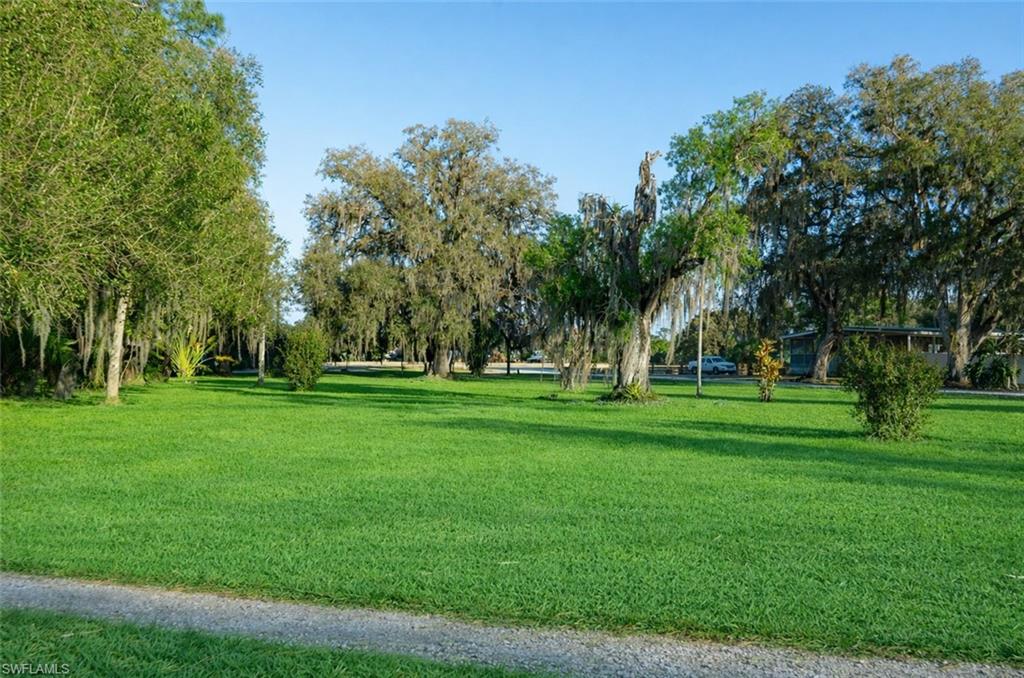 2014 Fort Denaud Rd Property Photo 5