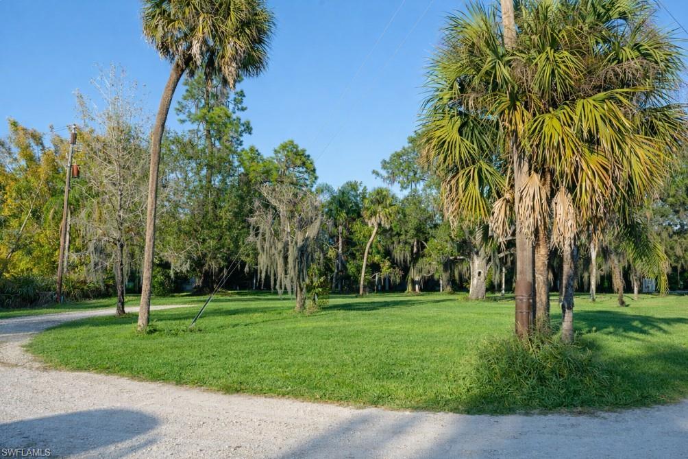 2014 Fort Denaud Rd Property Photo 7