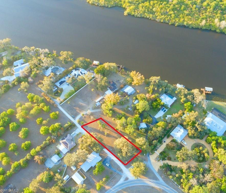 2014 Fort Denaud Rd Property Photo 9