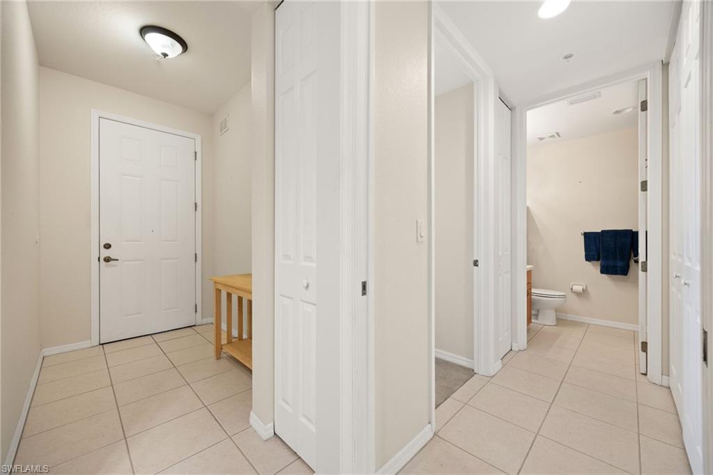 1105 Van Loon Commons Cir 304 Property Photo 4