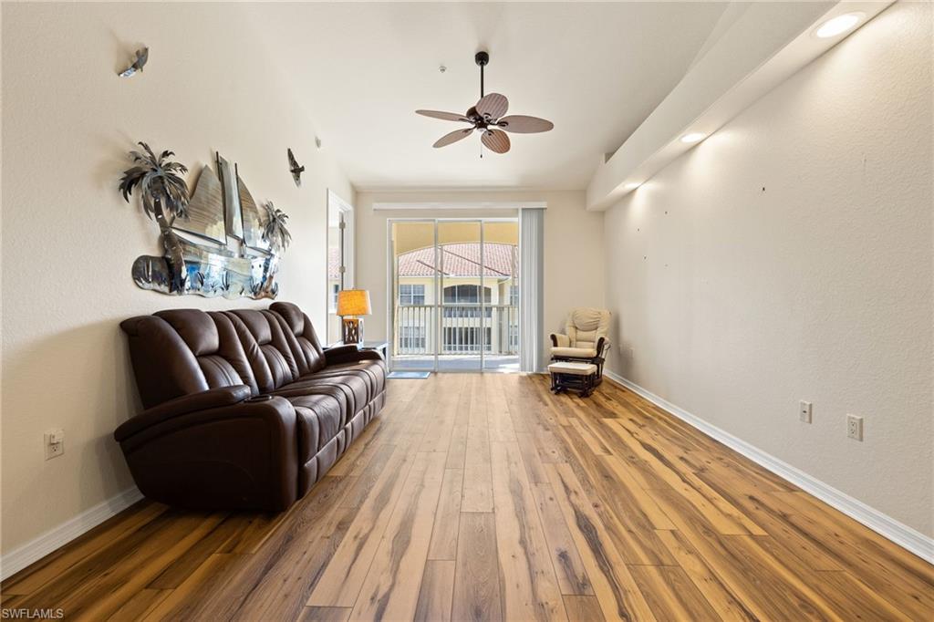 1105 Van Loon Commons Cir 304 Property Photo 15