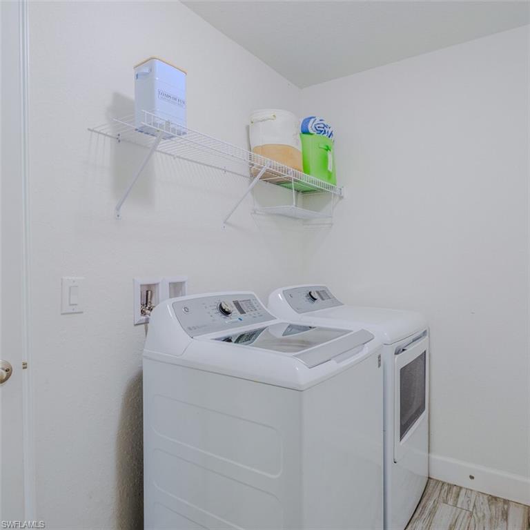 4638 Clarke St Property Photo 18