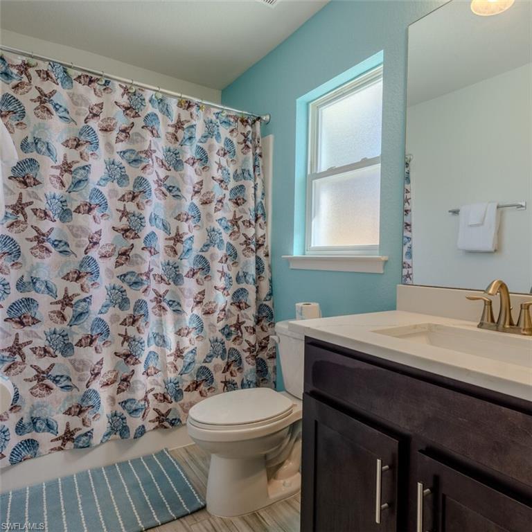 4638 Clarke St Property Photo 22