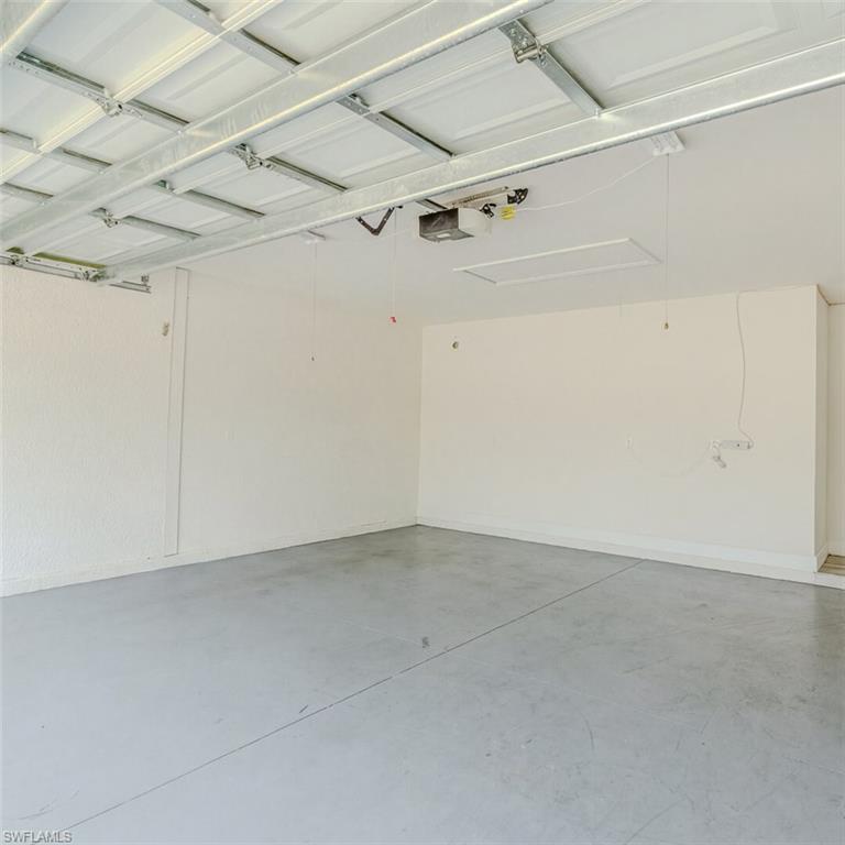 4638 Clarke St Property Photo 25