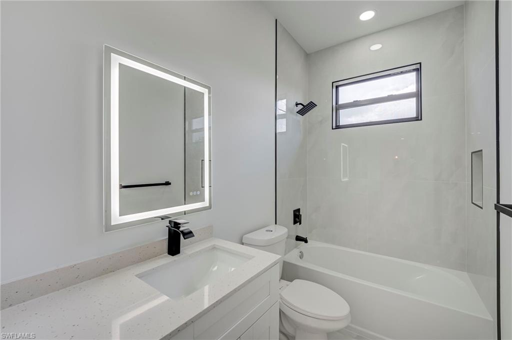3010 2nd St Sw Property Photo 23