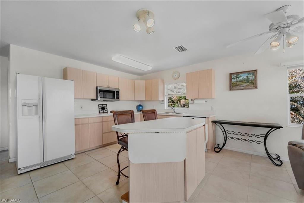 1079 Lock Ln Property Photo 14