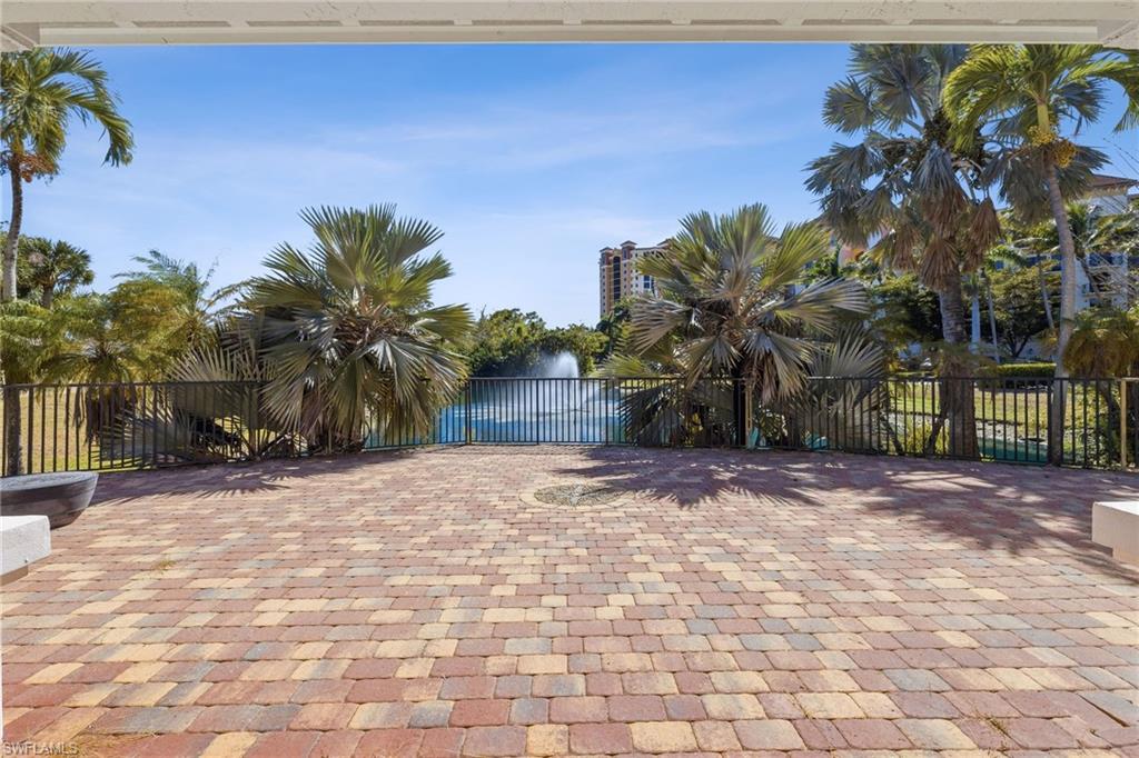 5803 Overseas Way Property Photo 13