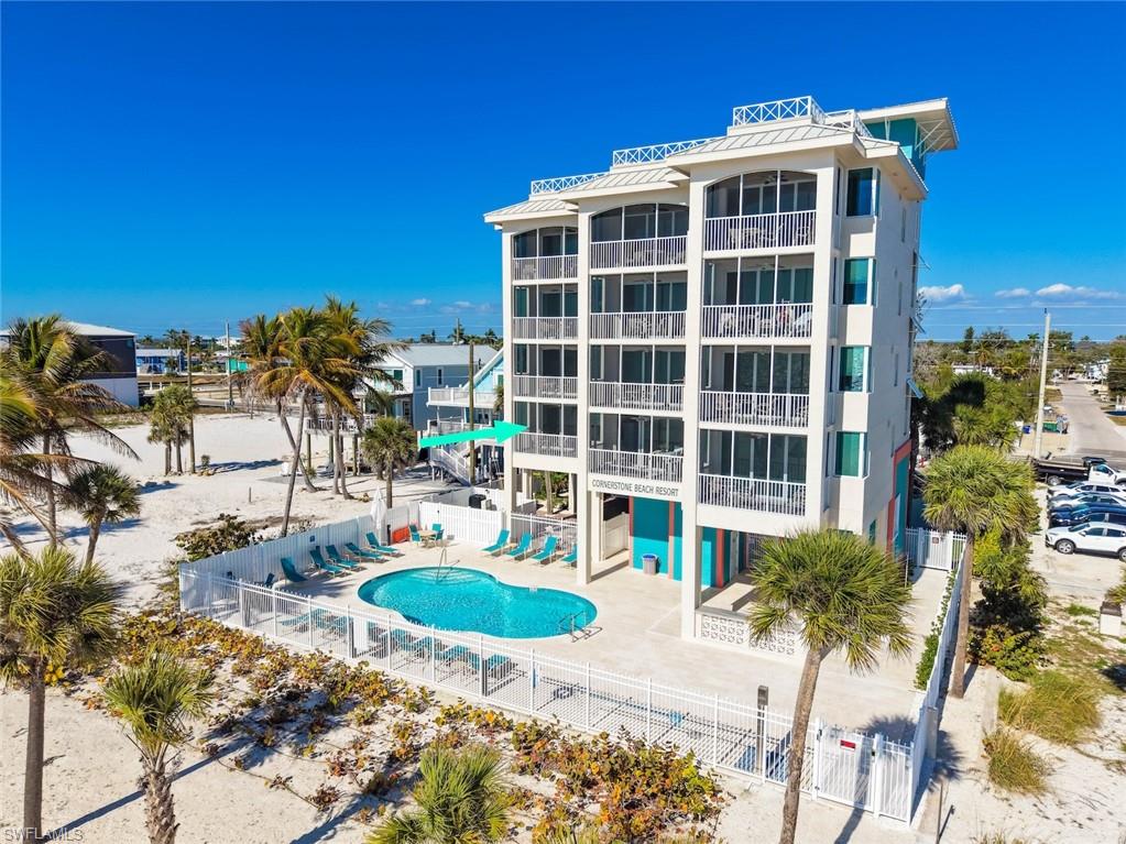 5480 Estero Blvd 103 Property Photo 4