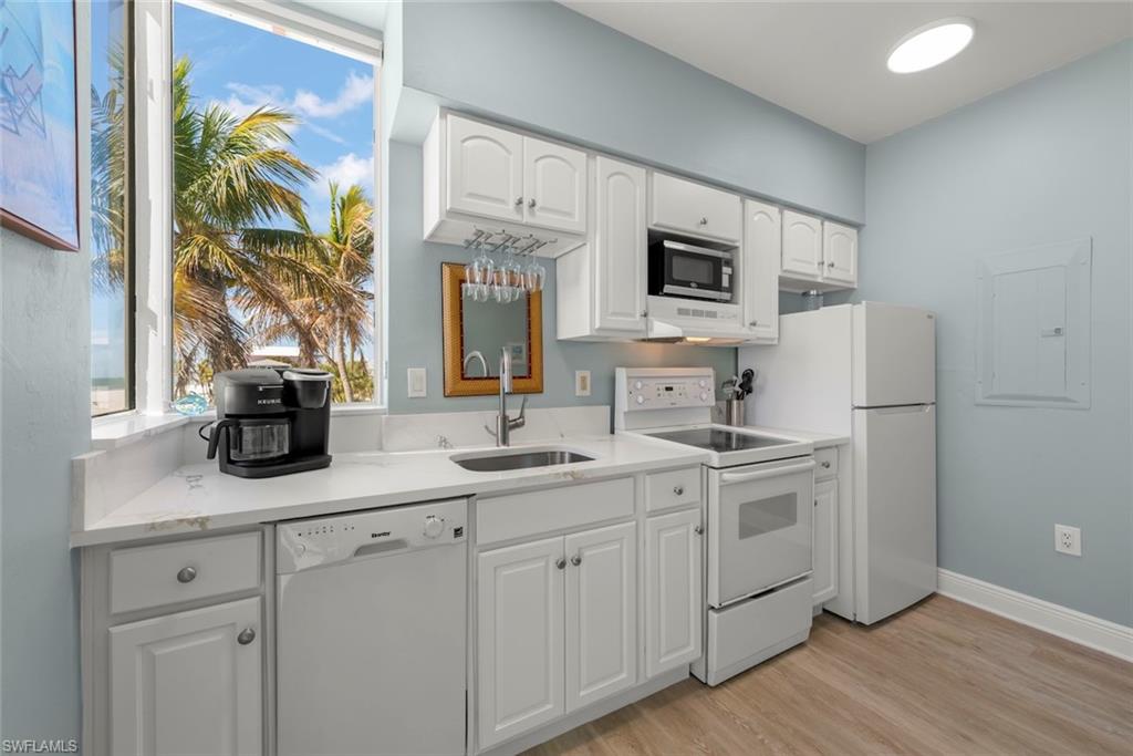 5480 Estero Blvd 103 Property Photo 25