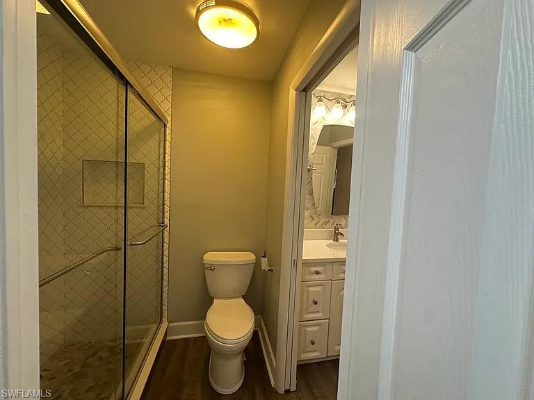 6168 Principia Dr 2 Property Photo 12