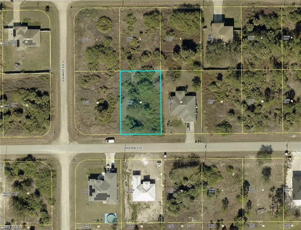 741 Cardinal St E Property Photo 6