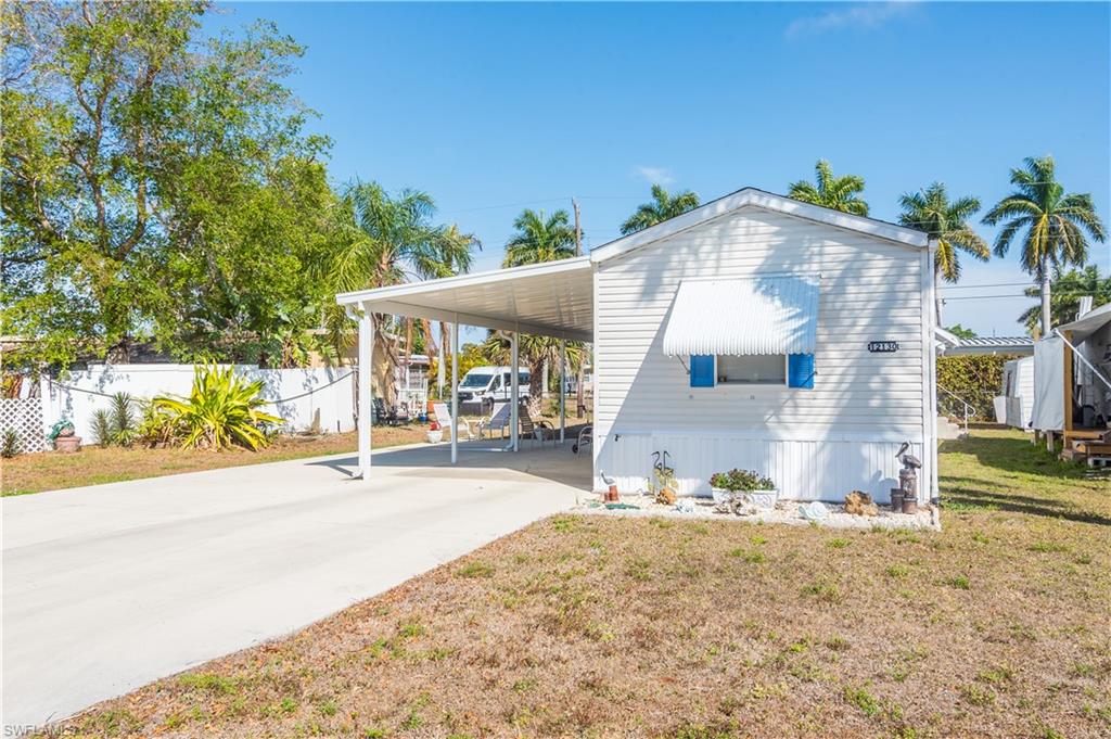 12130 Palm Dr Property Photo 3