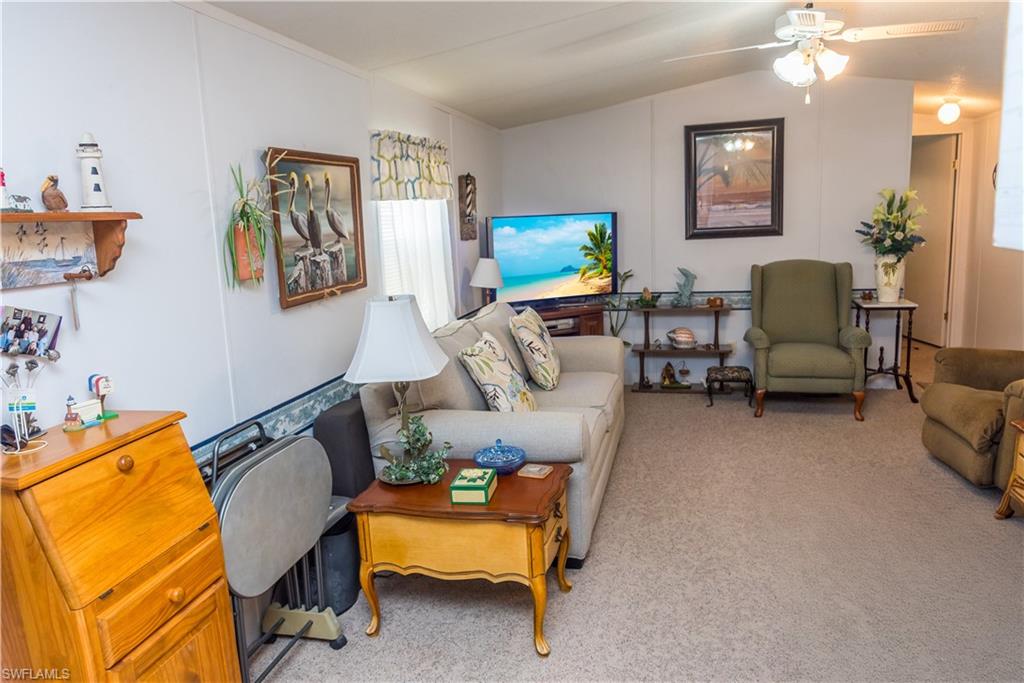 12130 Palm Dr Property Photo 16