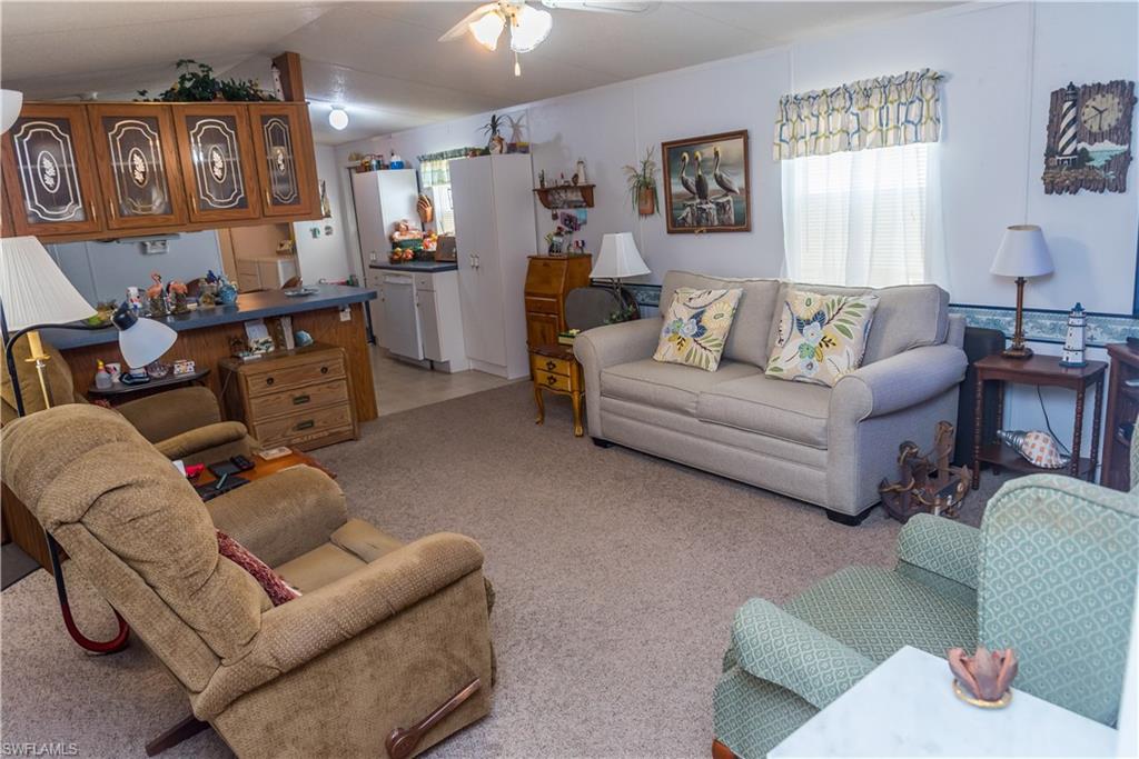 12130 Palm Dr Property Photo 17