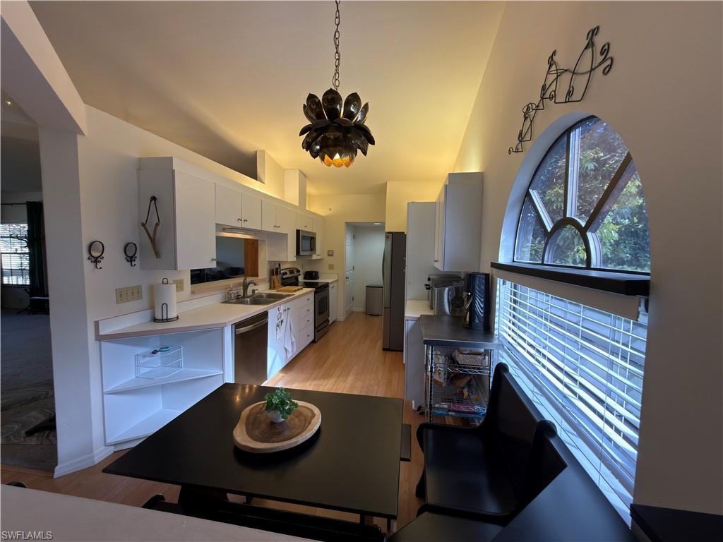 6641 Rolland Ct Property Photo 7
