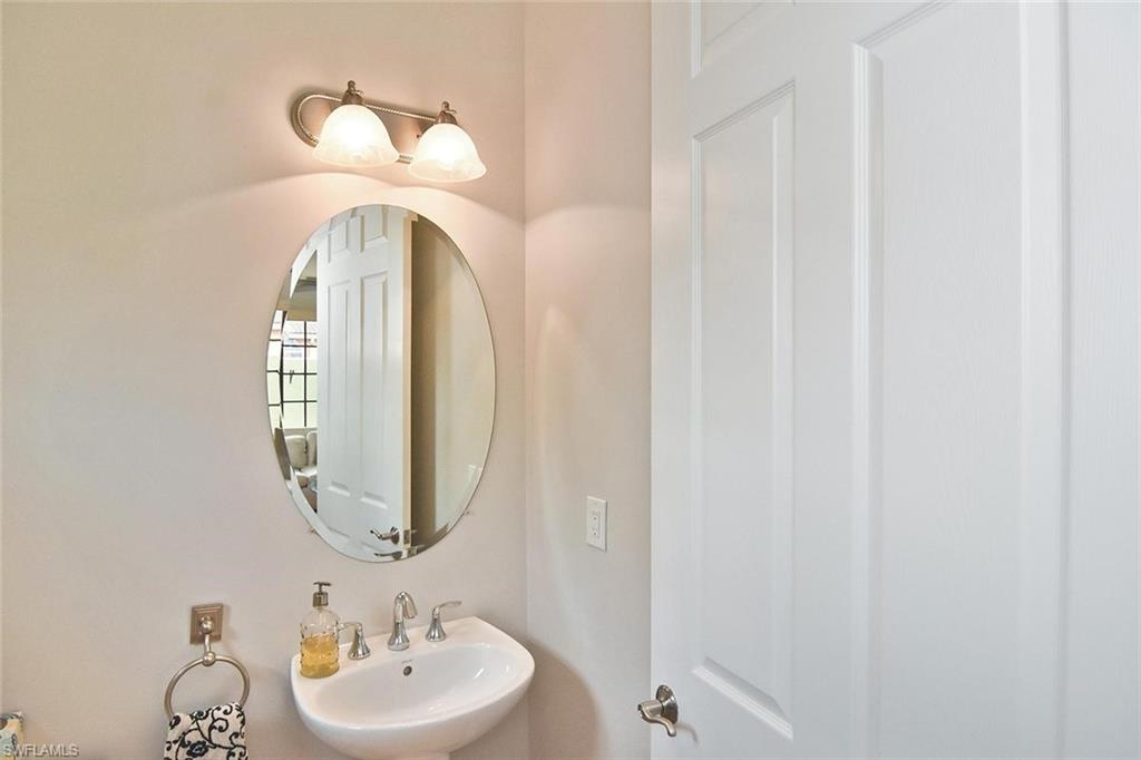 8856 Oliveria St 9604 Property Photo 10