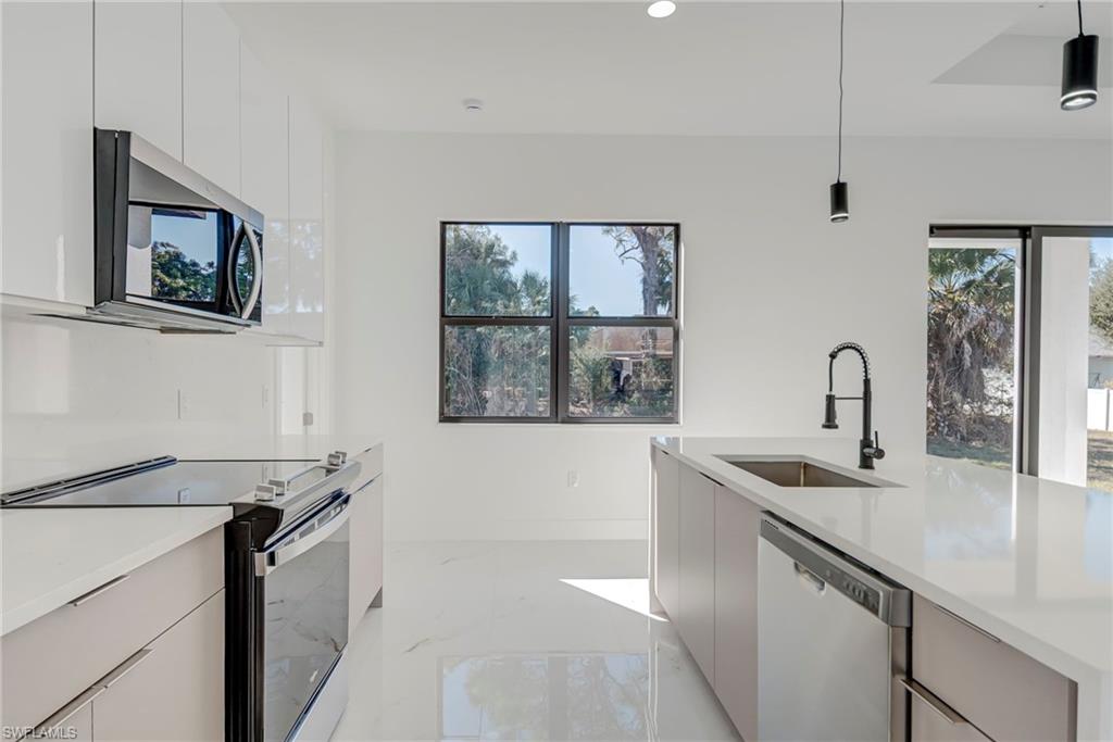 1827 Tomaso Ave Property Photo 12