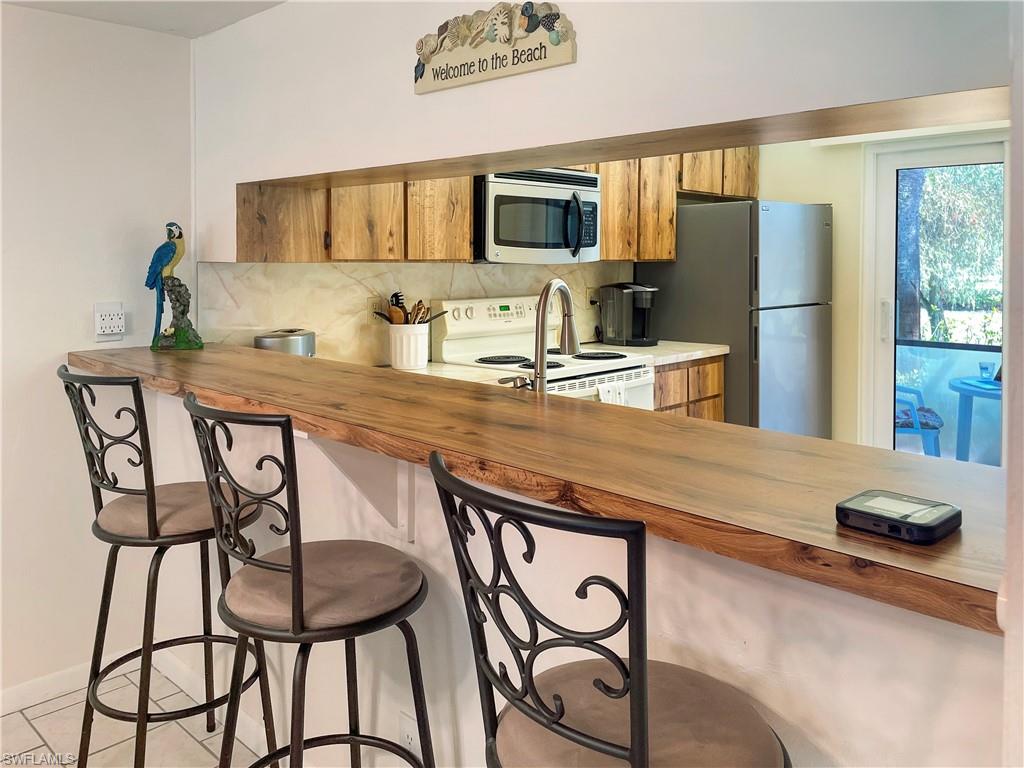 4070 Looking Glass Ln 3101 Property Photo 6