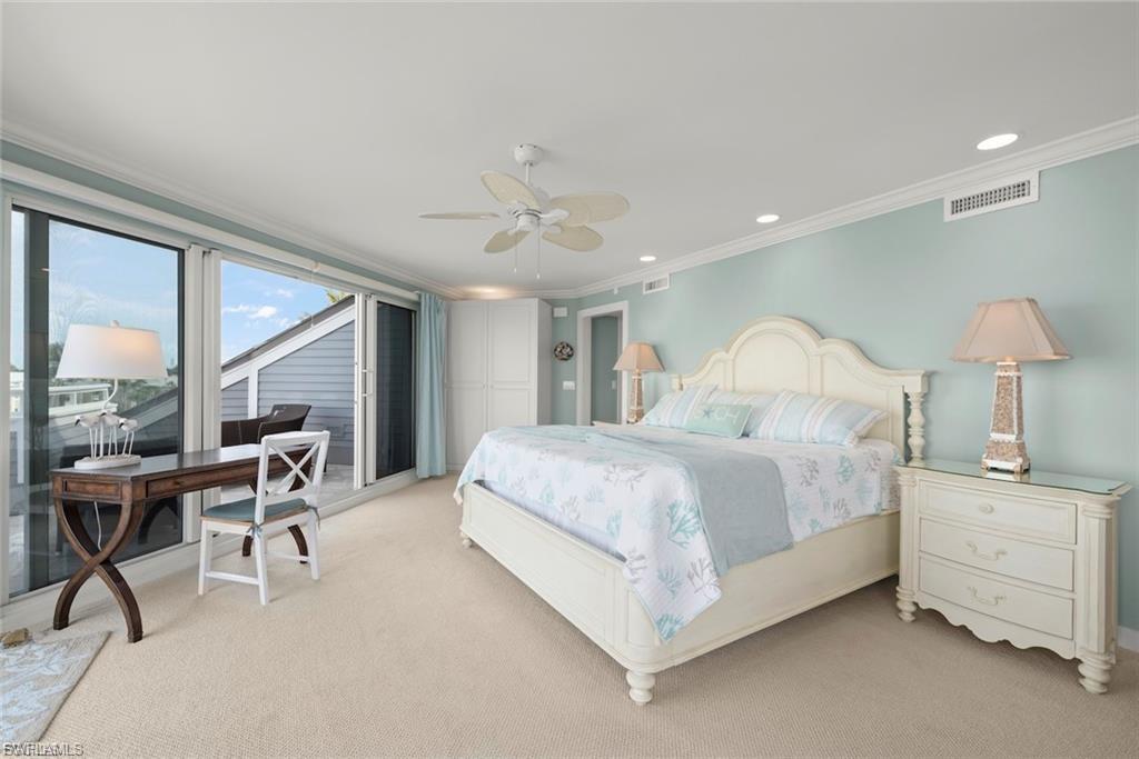 1602 Lands End Village Property Photo 22