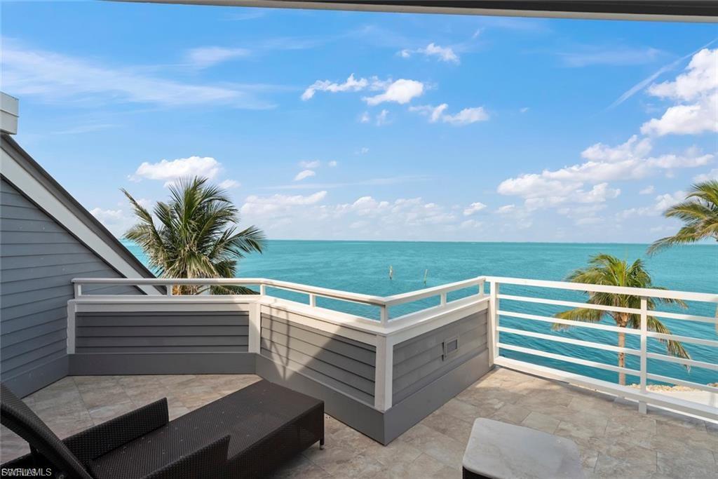 1602 Lands End Village Property Photo 28