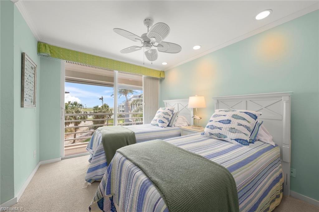 1602 Lands End Village Property Photo 31