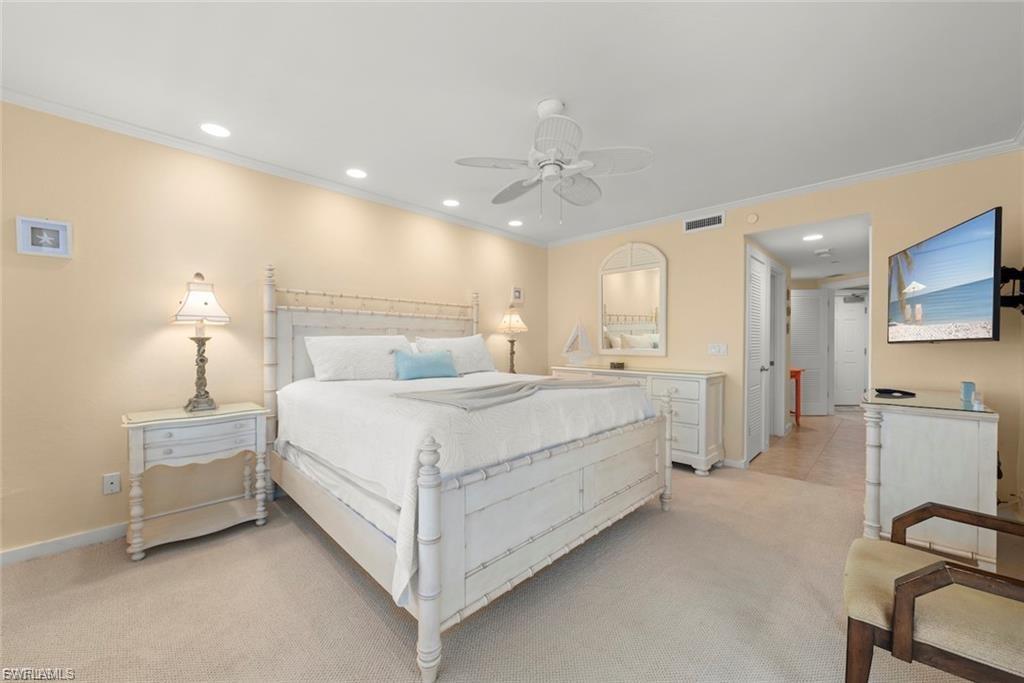 1602 Lands End Village Property Photo 35