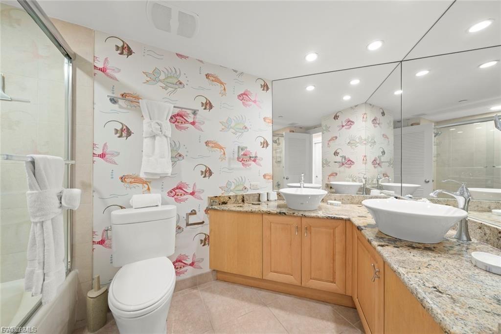 1602 Lands End Village Property Photo 37