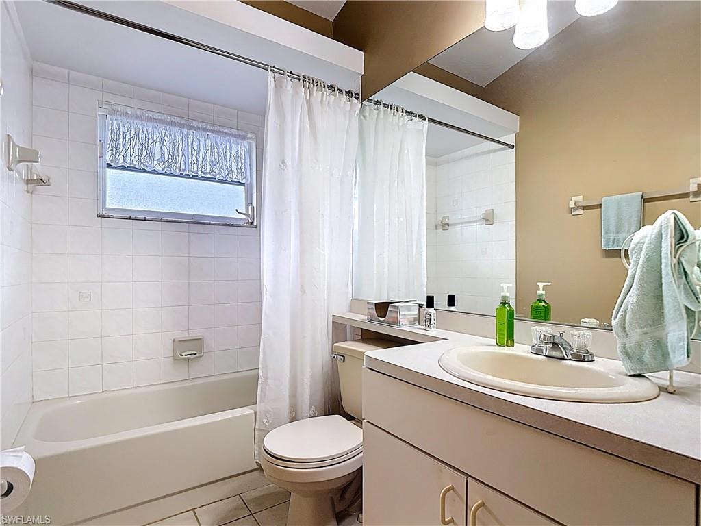 1319 Sw 34th Ter Property Photo 17