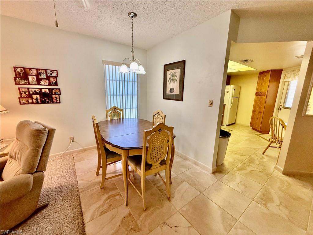 318 Joel Blvd Property Photo 16