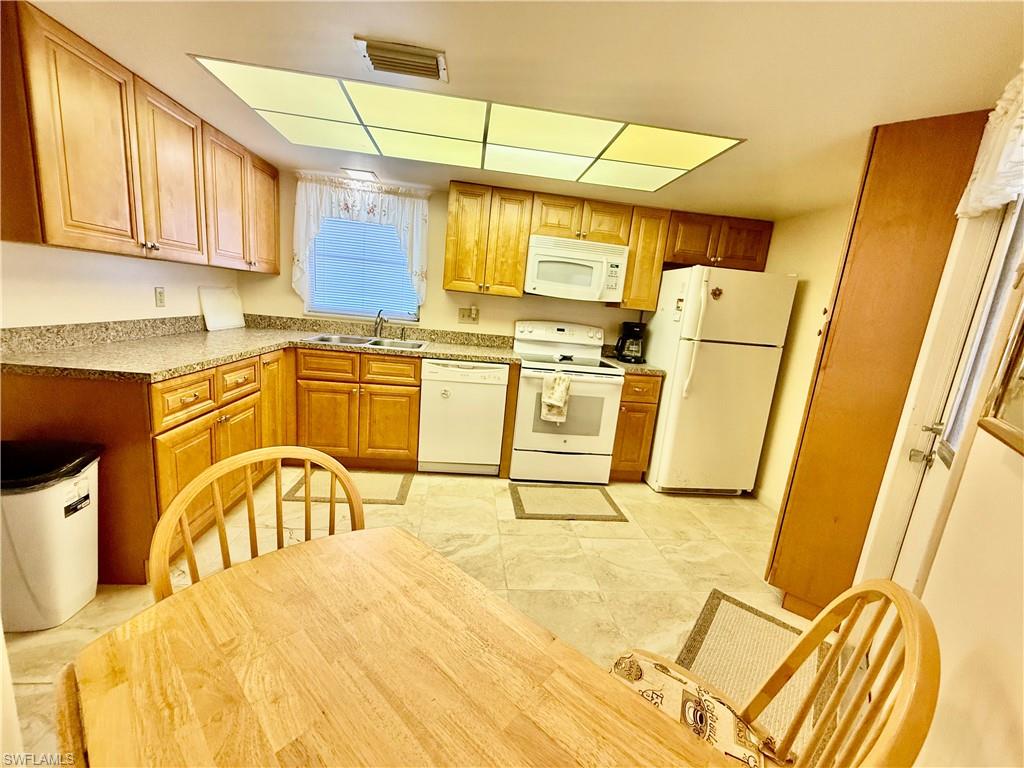 318 Joel Blvd Property Photo 18