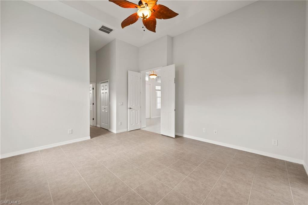2727 Nw 45th Pl Property Photo 10