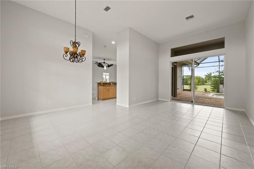 2727 Nw 45th Pl Property Photo 12