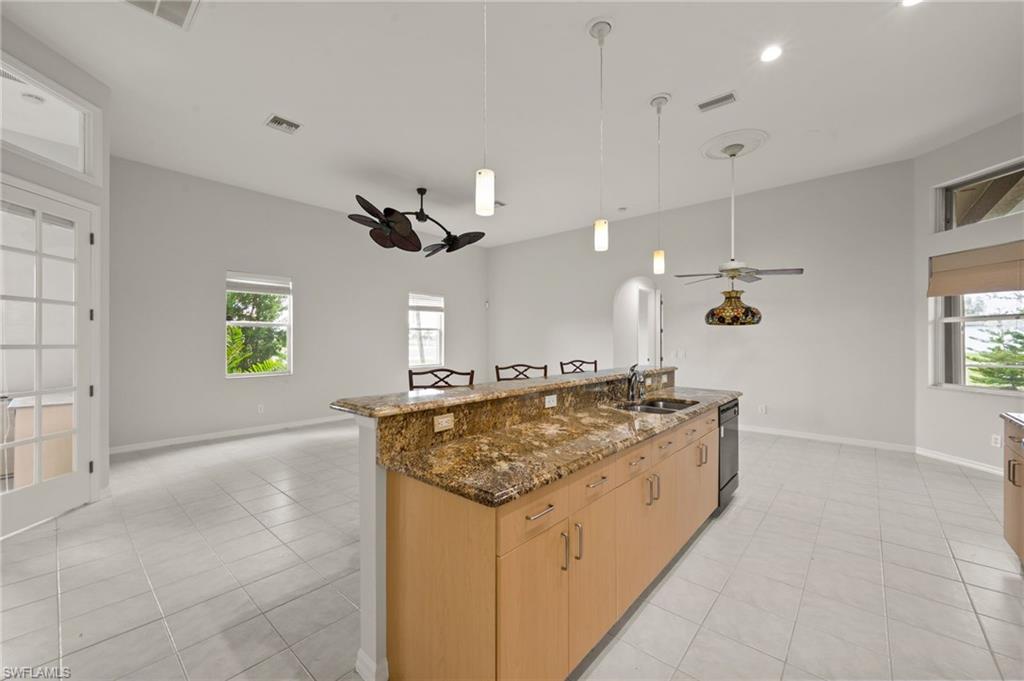 2727 Nw 45th Pl Property Photo 14