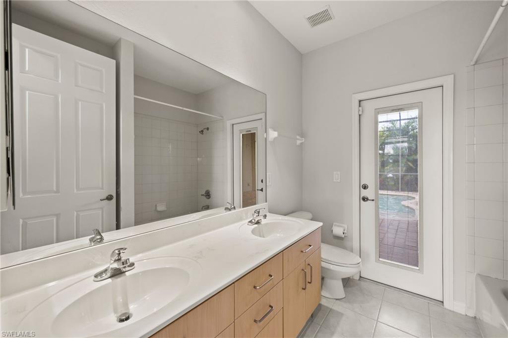 2727 Nw 45th Pl Property Photo 16