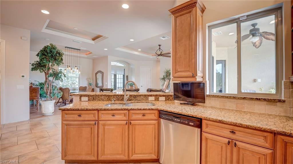 7350 Green Acre Ln Property Photo 11