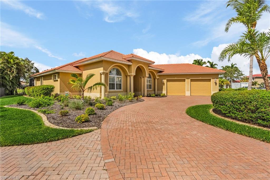 16056 Waterleaf Ln Property Photo 3