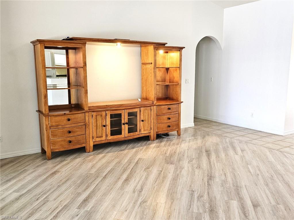 1811 Savona Pkwy W Property Photo 8