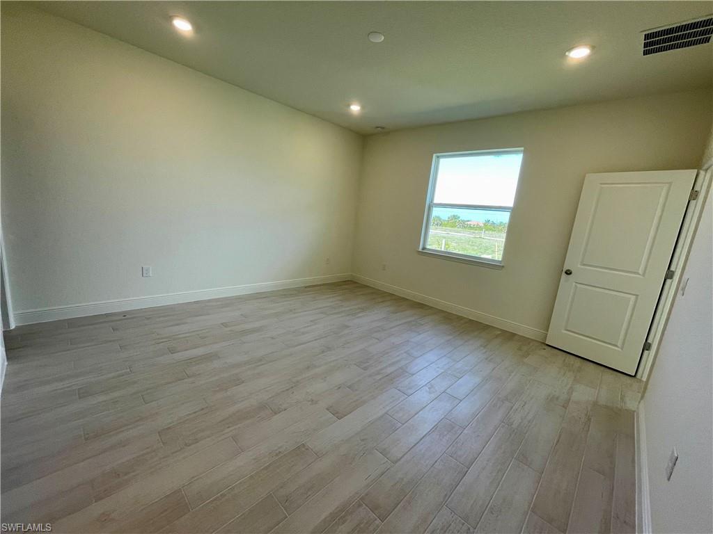 4020 Nw 36th Pl Property Photo 12
