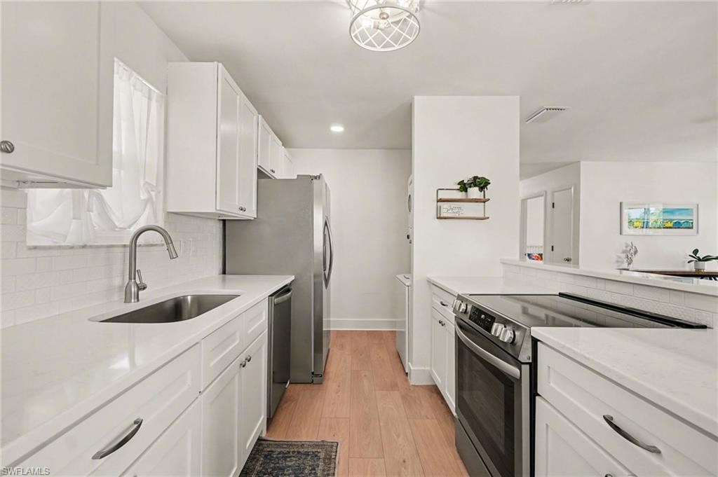 942 Prescott St Property Photo 28