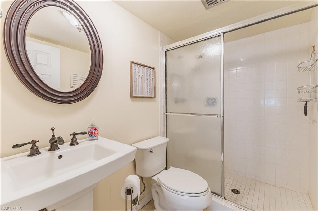 1724 Pine Valley Dr 318 Property Photo 16