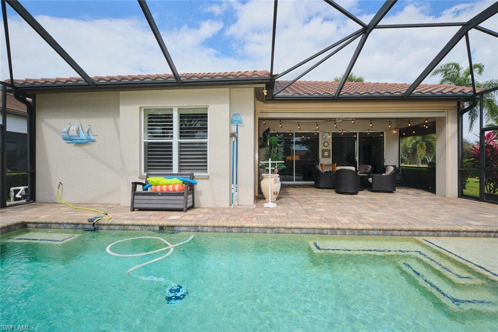 16412 Willowcrest Way Property Photo 4