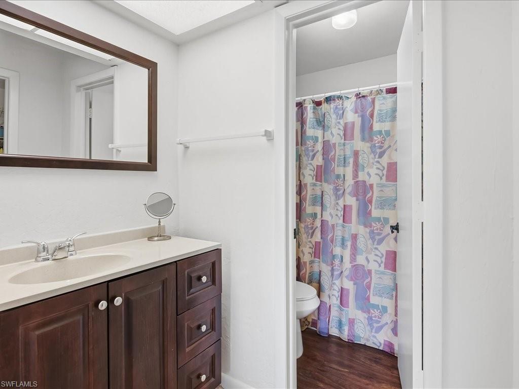 4200 Looking Glass Ln 4204 Property Photo 10
