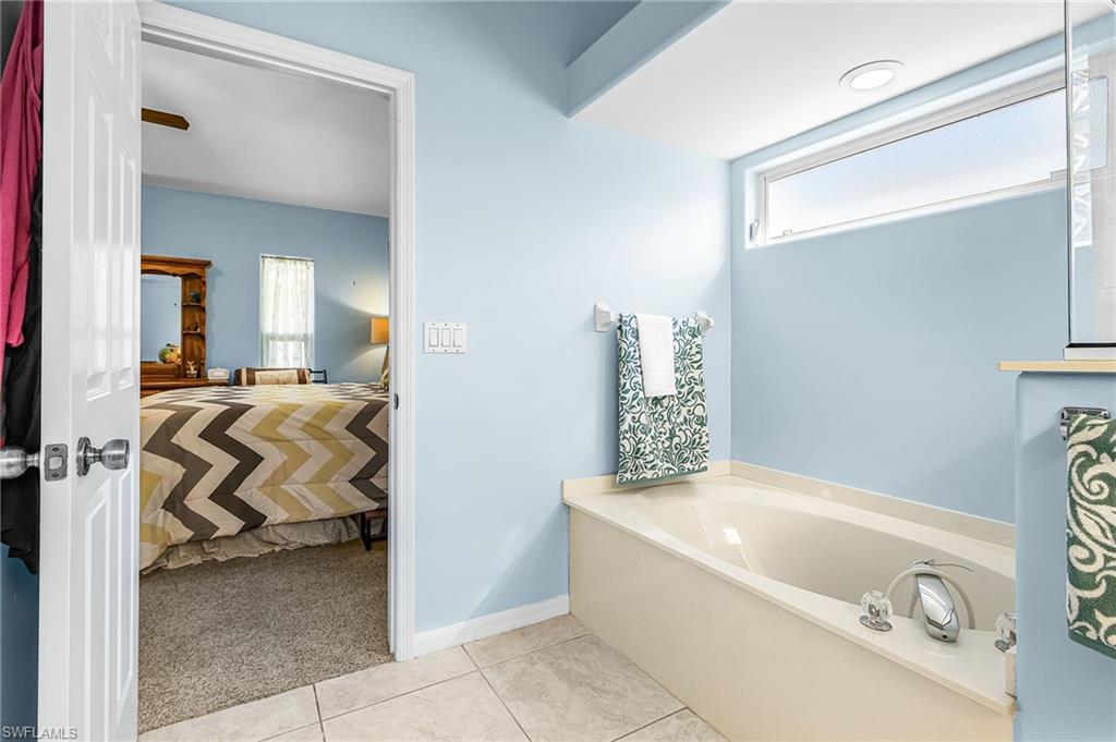 9391 Palm Island Cir Property Photo 11