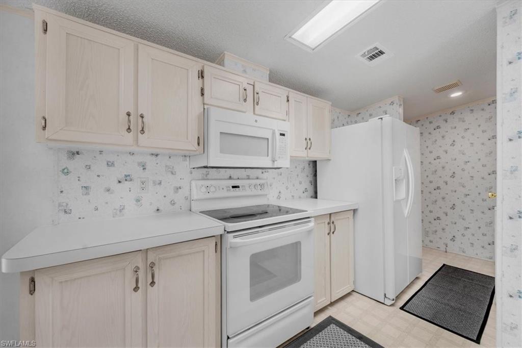 1151 Peaceful Ln Property Photo 17