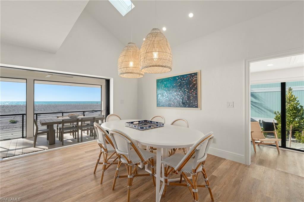 19 Beach Homes Property Photo 15